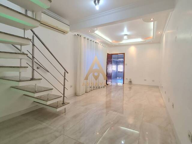 Casa para Venda em São Vicente - 4