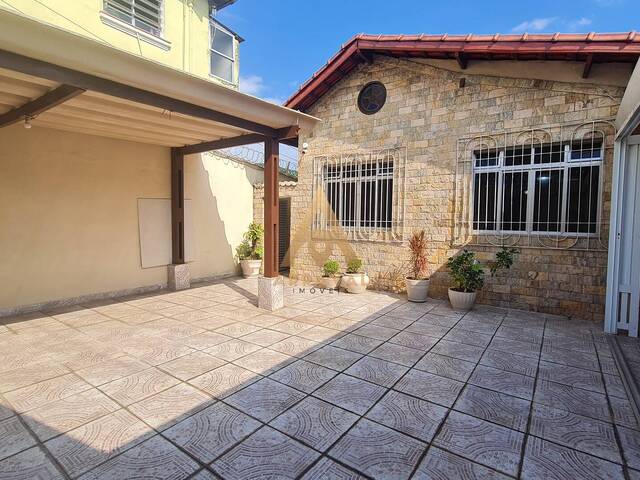 #Ap887 - Casa para Venda em São Vicente - SP - 2